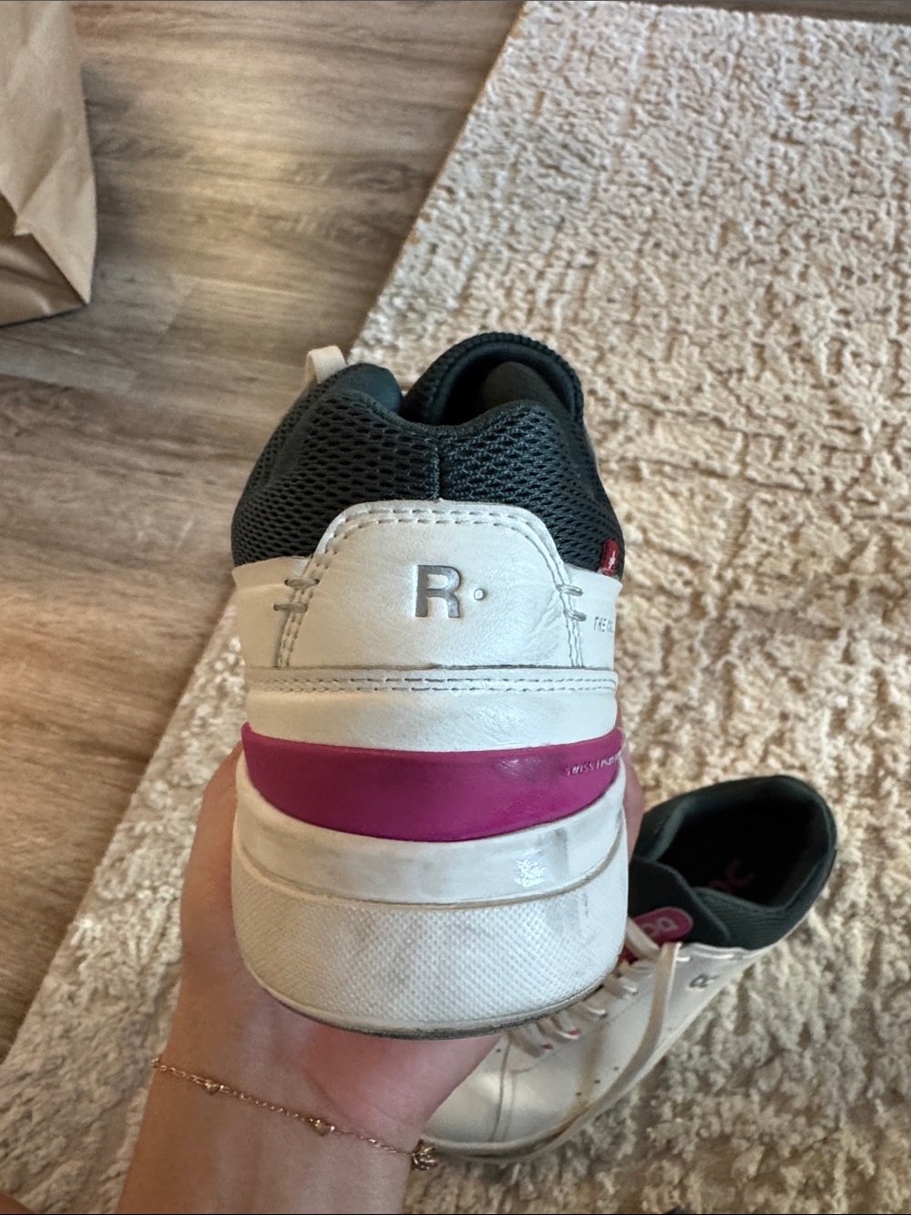 On cloud Rodger’s - White and Pink Women's Leather Sneakers - Picture 3 of 9